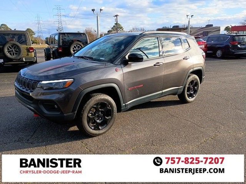 Certified 2023 Jeep Compass Trailhawk w/ Trailhawk Elite Group image 1