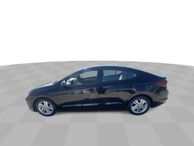 Used 2019 Hyundai Elantra SEL image 1