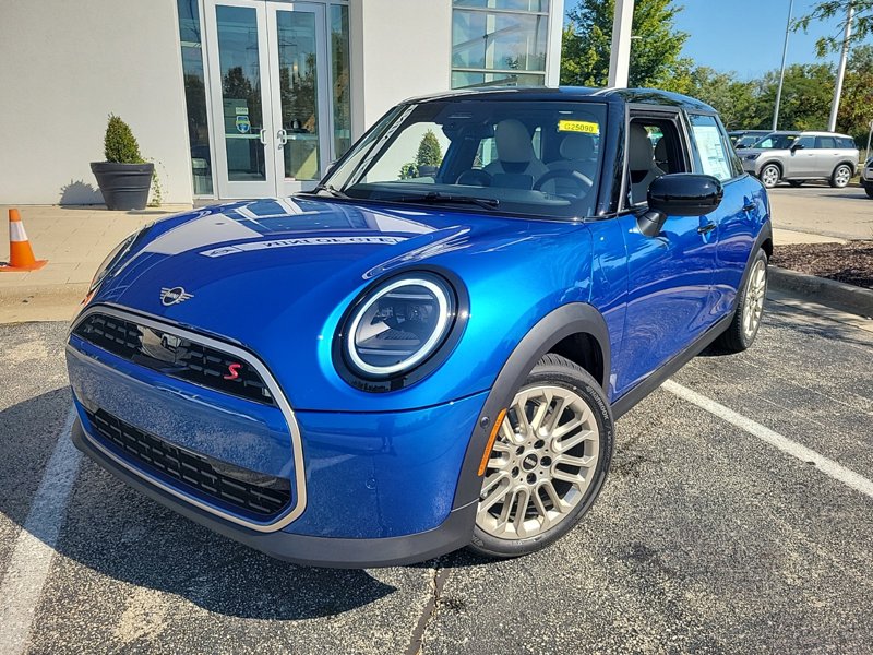 Certified 2025 MINI Cooper S image 1