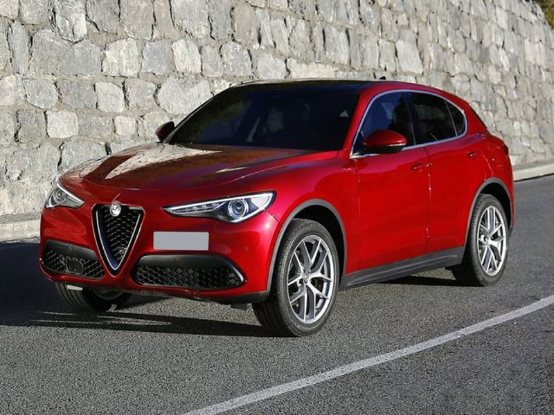 Used 2018 Alfa Romeo Stelvio Ti image 1