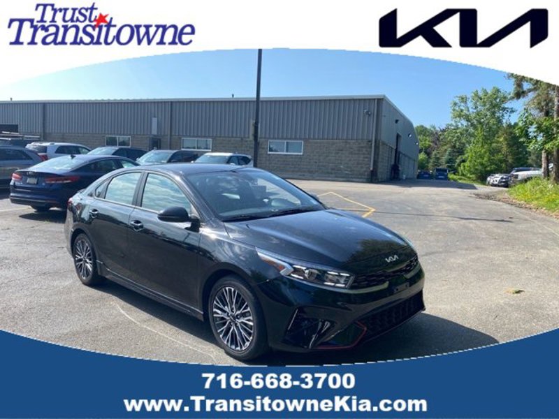 Certified 2022 Kia Forte GT-Line image 1
