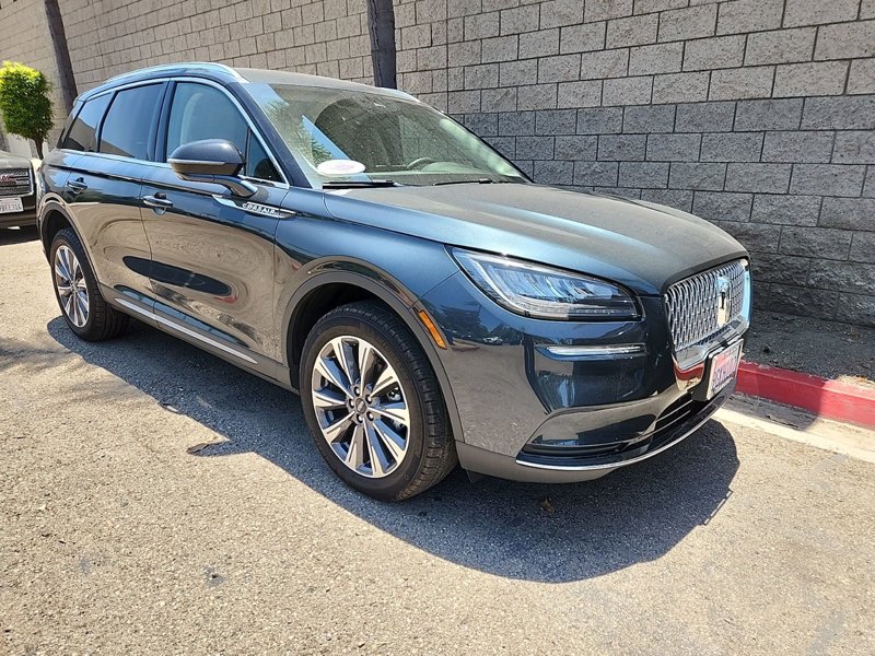 Used 2022 Lincoln Corsair Reserve w/ Elements Package image 1