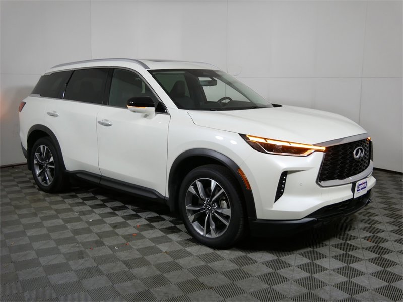 Certified 2024 INFINITI QX60 Luxe w/ Vision Package image 1