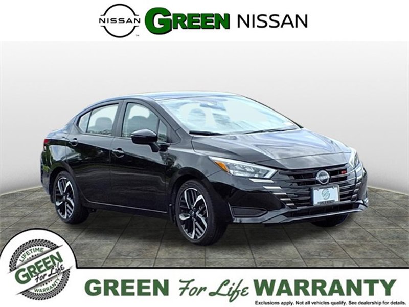 Used 2023 Nissan Versa SR w/ Trunk Package image 1