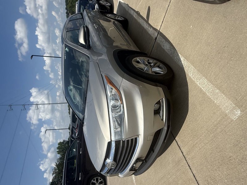 Used 2015 Toyota Highlander Limited image 1