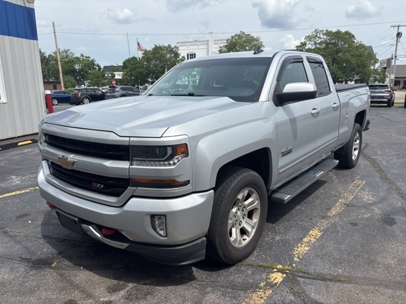 Used 2018 Chevrolet Silverado 1500 LT w/ Texas Edition image 1