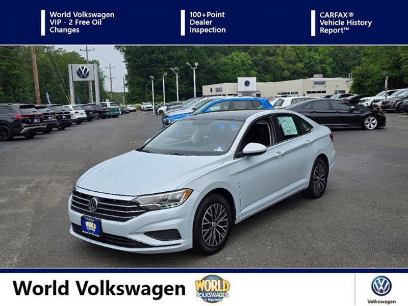 Used 2019 Volkswagen Jetta SE image 1