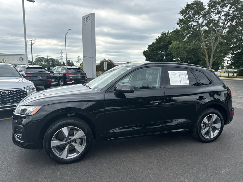 Certified 2025 Audi Q5 2.0T Premium Plus w/ Premium Plus Package image 1