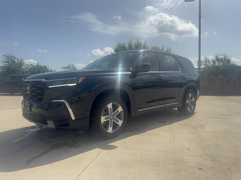 Certified 2025 Honda Pilot EX-L image 1