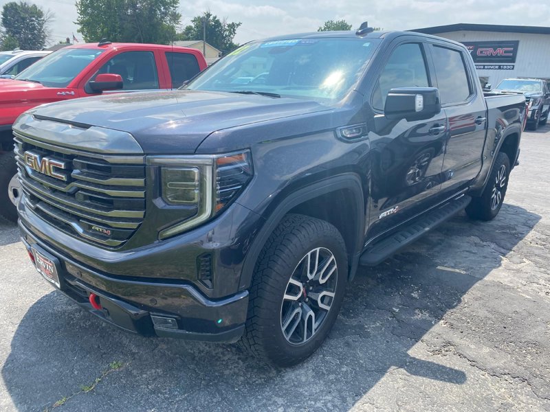 Certified 2022 GMC Sierra 1500 AT4 w/ AT4 Premium Package image 1