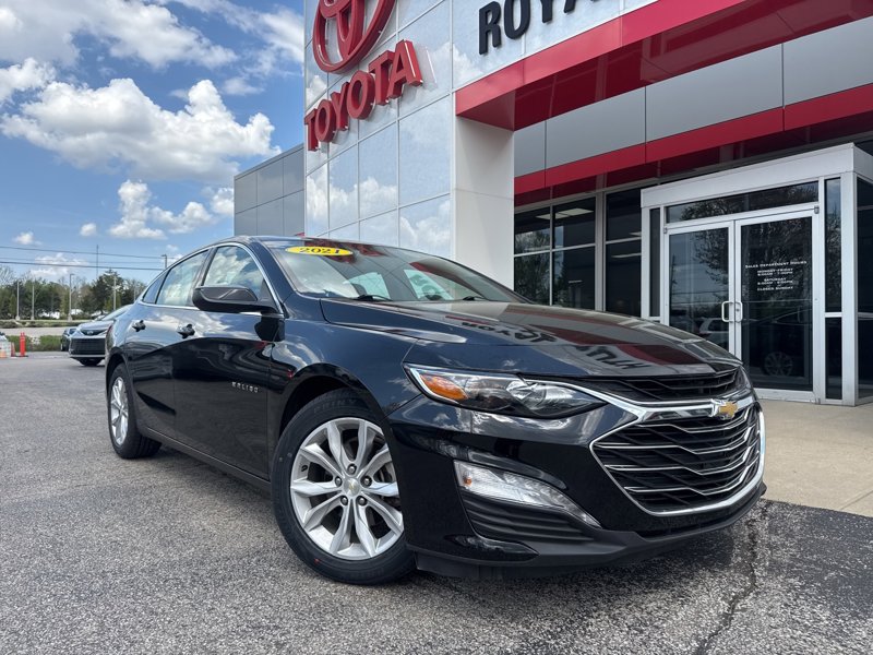 Used 2021 Chevrolet Malibu LT image 1