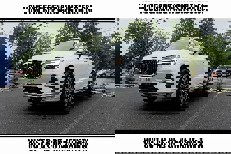 Certified 2023 Volvo XC60 B5 Plus w/ Climate Package image 1