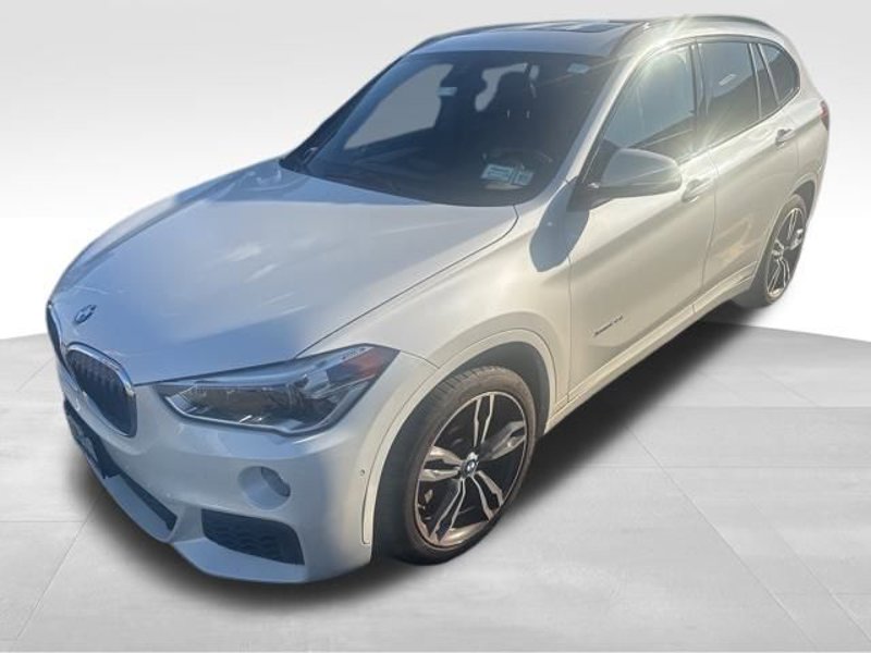 Used 2017 BMW X1 xDrive28i image 1