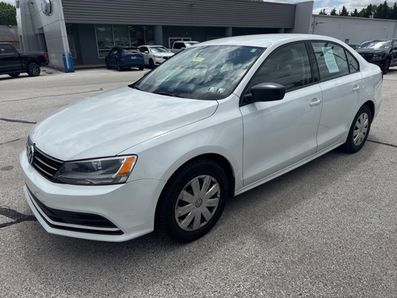 Used 2015 Volkswagen Jetta S image 1