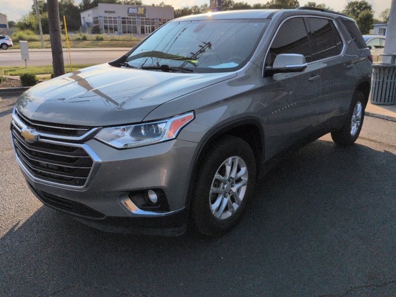 Used 2019 Chevrolet Traverse LT image 1