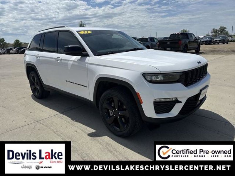 Certified 2023 Jeep Grand Cherokee Limited w/ Black Appearance Package image 1