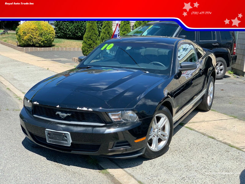 Used 2010 Ford Mustang Coupe image 1