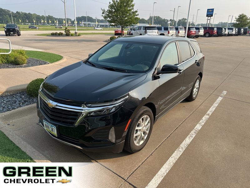 Used 2022 Chevrolet Equinox LT image 1