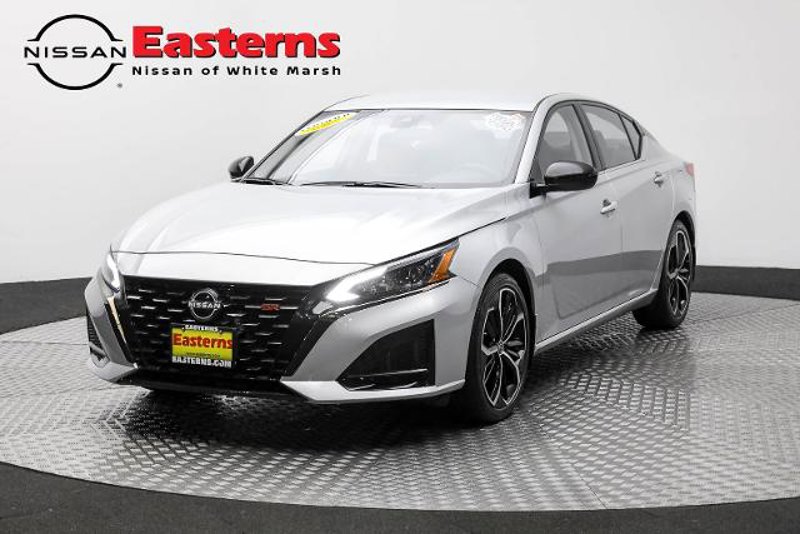 Certified 2023 Nissan Altima 2.5 SR image 1