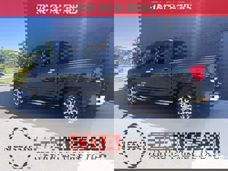 Used 2015 Nissan Titan SV image 1