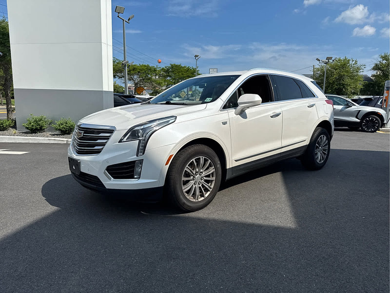 Used 2019 Cadillac XT5 Luxury image 1