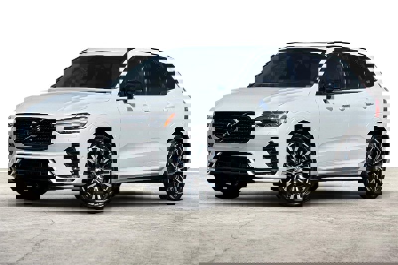 Certified 2023 Volvo XC60 B5 Plus w/ Protection Package Premier image 1