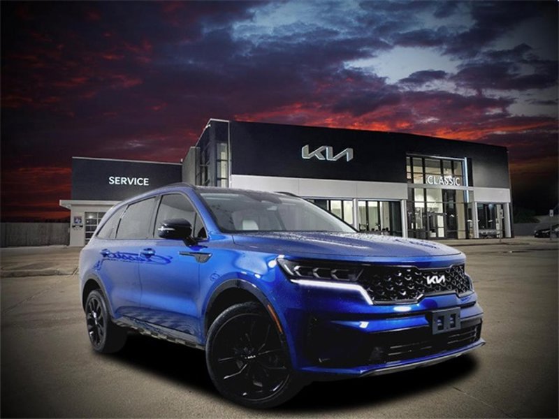 Certified 2022 Kia Sorento SX image 1