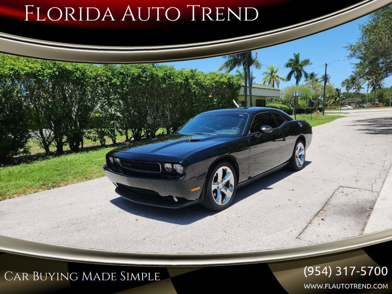 Used 2012 Dodge Challenger SXT Plus image 1