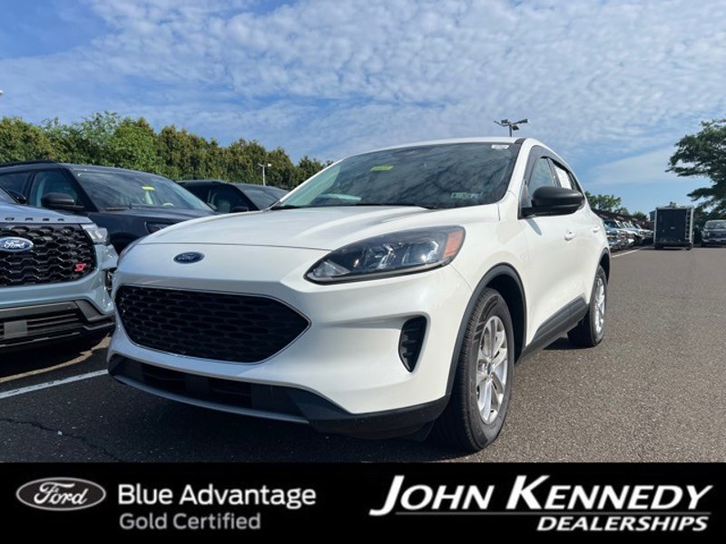 Used 2022 Ford Escape SE w/ Convenience Package image 1
