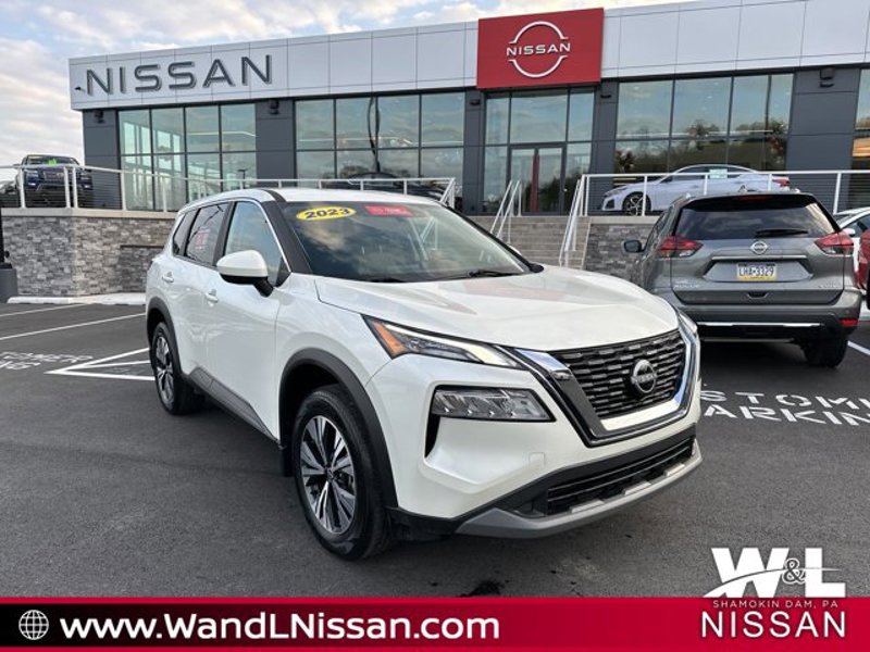 Certified 2023 Nissan Rogue SV image 1