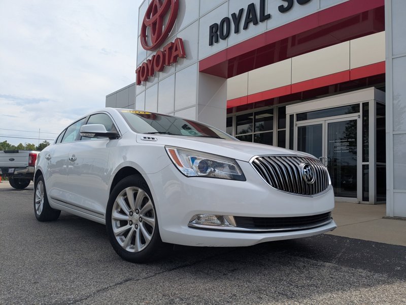 Used 2014 Buick LaCrosse Leather image 1