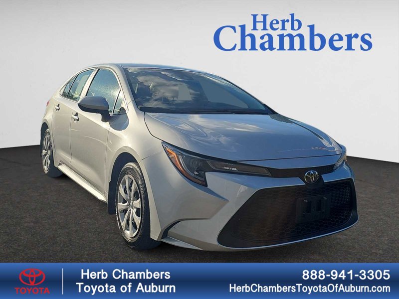 Used 2022 Toyota Corolla LE image 1