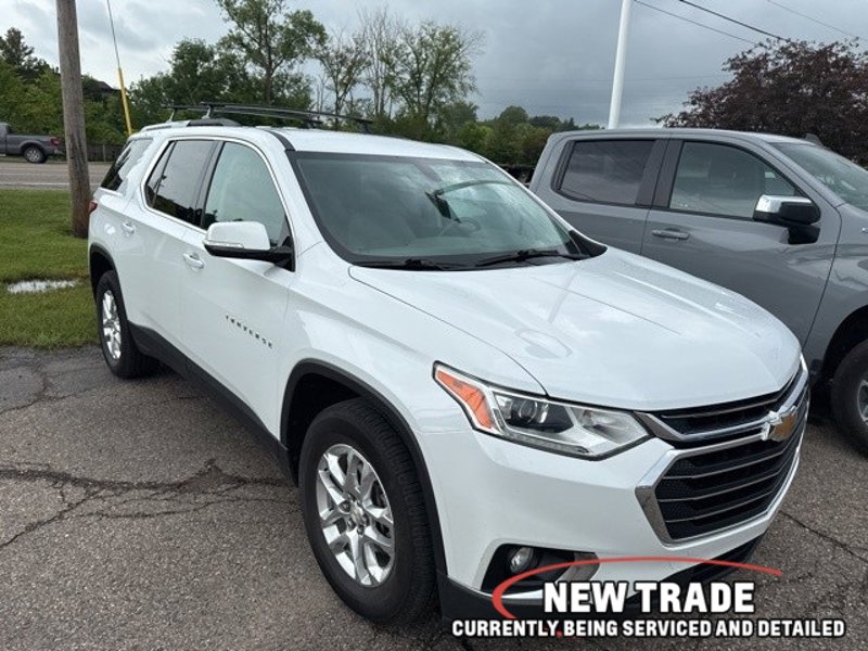 Used 2018 Chevrolet Traverse LT image 1