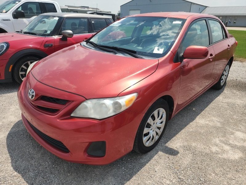 Used 2012 Toyota Corolla LE image 1