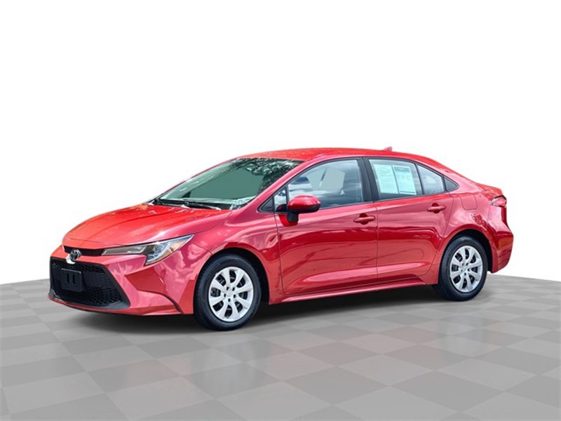 Used 2021 Toyota Corolla LE image 1