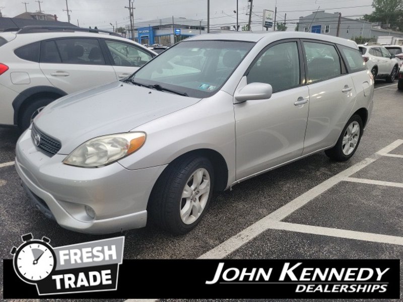 Used 2005 Toyota Matrix XR image 1