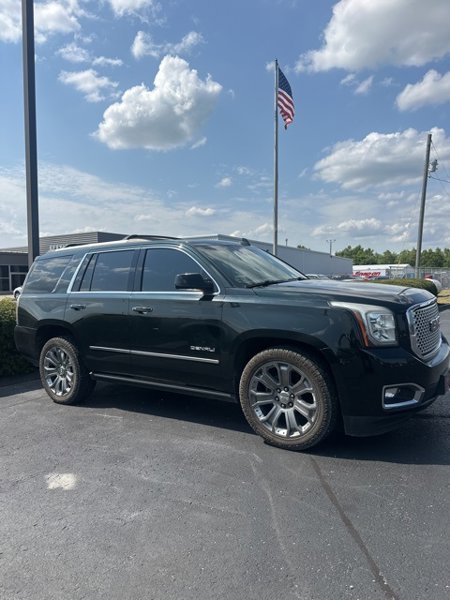 Used 2016 GMC Yukon Denali w/ Open Road Package image 1