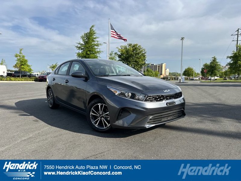Certified 2023 Kia Forte LXS image 1