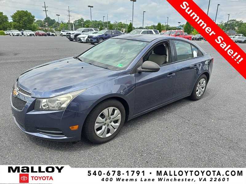 Used 2013 Chevrolet Cruze LS image 1
