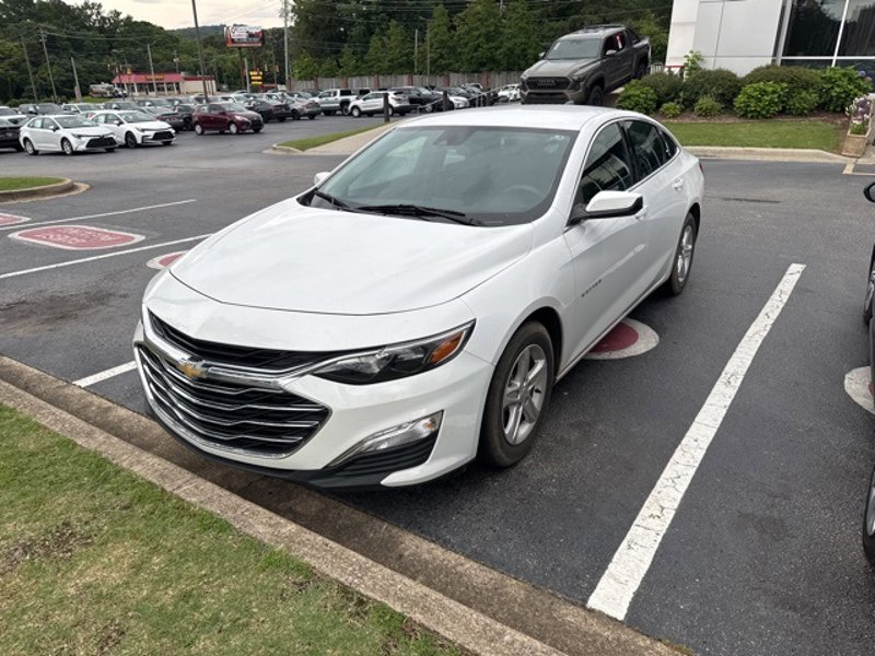 Used 2021 Chevrolet Malibu LS w/ Driver Confidence Package II image 1