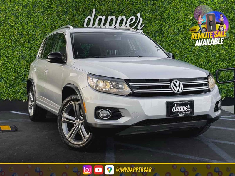 Used 2017 Volkswagen Tiguan Sport image 1