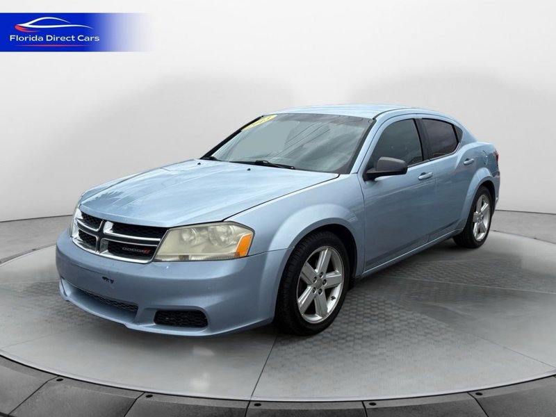 Used 2013 Dodge Avenger SE image 1