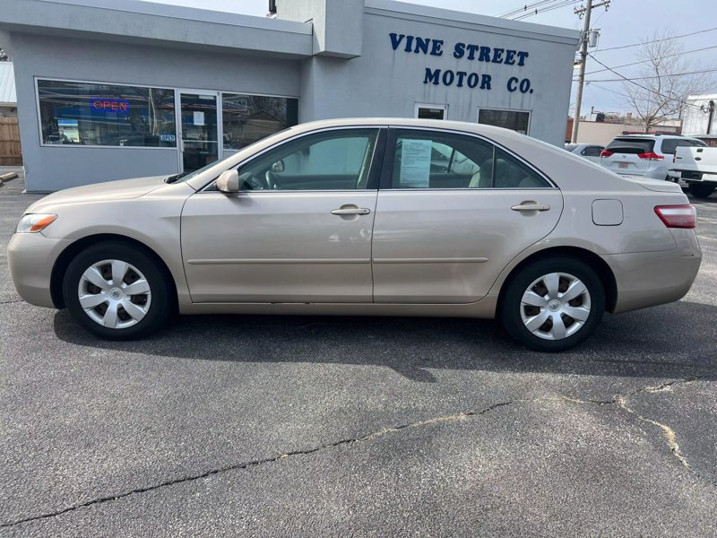 Used 2008 Toyota Camry image 1