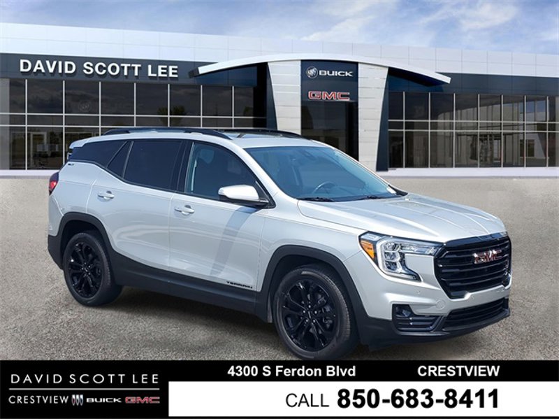 Certified 2022 GMC Terrain SLT w/ Tech Package image 1