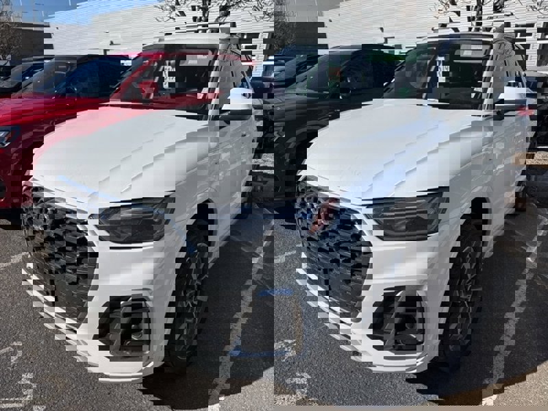 Certified 2024 Audi Q5 2.0T Premium Plus image 1