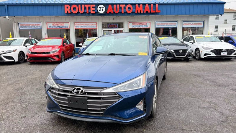 Used 2019 Hyundai Elantra SEL image 1