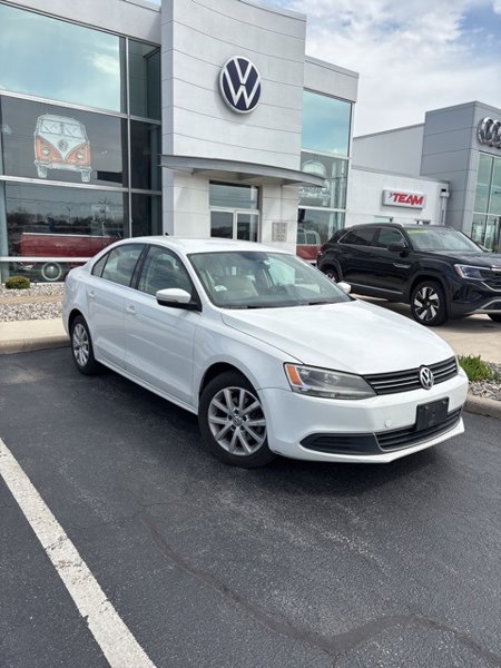Used 2013 Volkswagen Jetta SE image 1