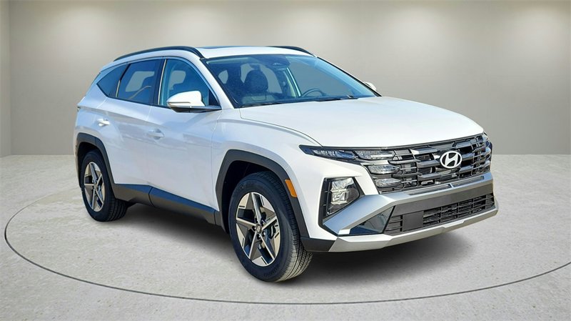 Certified 2025 Hyundai Tucson SEL image 1