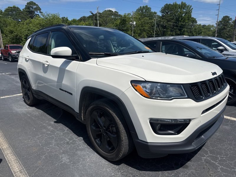 Used 2019 Jeep Compass Altitude image 1