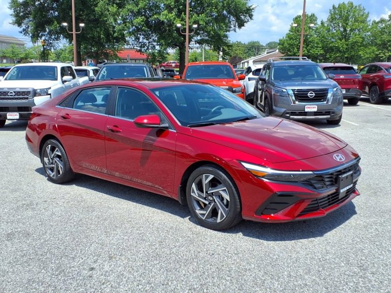 Certified 2024 Hyundai Elantra SEL w/ Convenience Package image 1